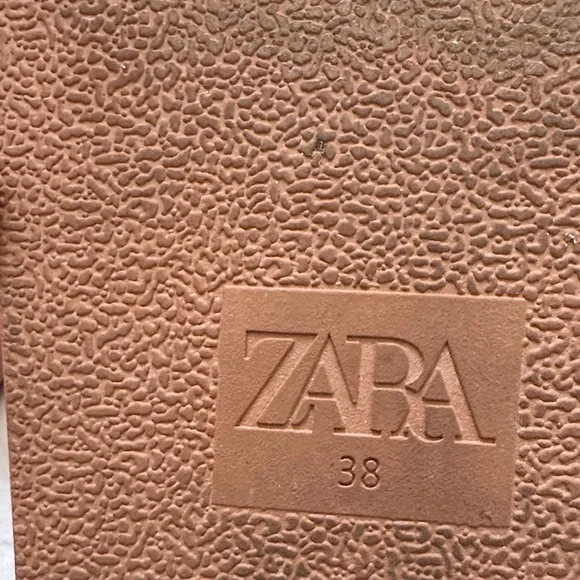 Zara Brown Leather cross strap Sandals - Picture 4 of 5